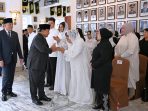 Momem Penghormatan Terakhir Prabowo kepada Jendral TNI (Purn) Ryamizard Ryacudu 4 prabowo3
