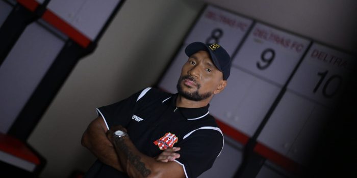 Leonard Tupamahu, pelatih baru Deltras FC. (Foto: Ist)