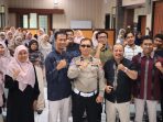 Kanit Kamsel Satlantas Polres Gresik Ipda Andreas bersama pendidik dan tenaga kependidikan SD Muhammadiyah 1 Gresik. Kanit Kamsel Satlantas Polres Gresik Ipda Andreas bersama pendidik dan tenaga kependidikan SD Muhammadiyah 1 Gresik.