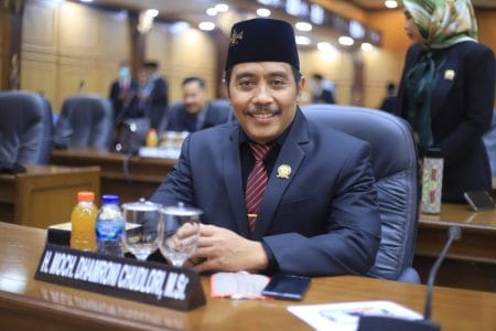 Ketua Komisi D DPRD Kabupaten Sidoarjo Dhamroni Chudhlori. (Foto: Ist) Ketua Komisi D DPRD Kabupaten Sidoarjo Dhamroni Chudhlori. (Foto: Ist)