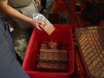Rokok ilegal yang diamankan dalam operasi gabungan di Lamongan.