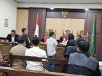 Sederet kades memberikan kesaksian dalam sidang lanjutan perkara SK ASN palsu di PN Gresik. (Foto: Andika DP)