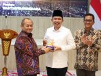 Bupati Jember Muhammad Fawait dan Ketua Unum Kauje M. Sarmuji saat gala dinner. (Foto: Ist)