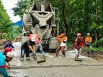Pembangunan ruas jalan Lengkong – Sumbermiri di Kabupaten Nganjuk yang telah rampung dibeton sepanjang 897 meter oleh Dinas PUPR Nganjuk.