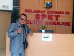 Kuasa hukum korban, Impi Yusnandar, saat berada di ruang SPKT Mapolres Nganjuk untuk melaporkan kasus dugaan penipuan rekrutmen PPPK fiktif yang merugikan kliennya