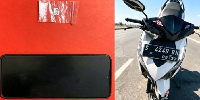 IMG-20260727-WA0007 Barang bukti sabu seberat 0,57 gram beserta sarana transaksi yang berhasil disita Satresnarkoba Polres Nganjuk