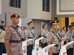 AKBP Titus Yudho Uly saat mengikuti sertijab di Polda Jatim.