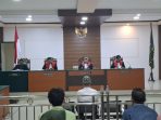 Terdakwa Suwarno menjalani sidang tuntutan di Pengadilan Negeri Jombang.(teguh)
