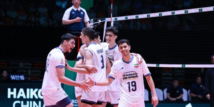 IRAN JUARA U182