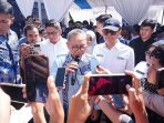 Menko Pangan Zulkifli Hasan dalam kegiatan Rembuk Tani di Desa Sinyonyoi, Mamuju, Sulawesi Barat. (Foto: Ist/PI)
