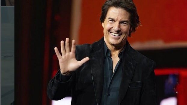 TOM CRUISE