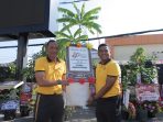 Penyerahan bibit pohon ucapan Hari Bhayangkara untuk Polres Lamongan.