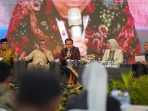 Bupati Jember Muhammad Fawait memaparkan materi di Konferensi Pendidikan Indonesia 2026. (Foto: Ist)