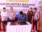 Peresmian Sentra IKM Logam di Desa Hulaan, Kecamatan Menganti, Gresik. Peresmian Sentra IKM Logam di Desa Hulaan, Kecamatan Menganti, Gresik.