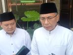 Ketua Umum PBNU KH Yahya Tsaquf saat memberikan keterangan kepada wartawan di Tambakberas, Jombang. (Foto: Teguh) Ketua Umum PBNU KH Yahya Tsaquf saat memberikan keterangan kepada wartawan di Tambakberas, Jombang. (Foto: Teguh)