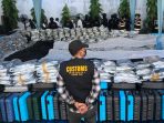 Barang bukti 3,37 ton kuncup bunga cannabinoid atau bunga ganja. (Foto: Andika DP)
