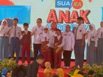 Menteri PPPA bersama siswa-siswa acara HAN.
