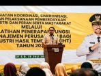 pemkab nganjuk Wakil Bupati Nganjuk, Trihandy Cahyo Saputro memberikan arahan saat membuka Pelatihan Penerapan Fungsi Manajemen Perusahaan di Hotel Front One Nganjuk.