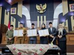 Pimpinan DPRD dan Bupati pasuruan usai penandatangan kesepakatan KUA PPAS.