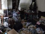 Kondisi rumah korban yang berantakan. (Foto: Ist)