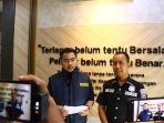 Kanit Resmob Satreskrim Polres Gresik Ipda Andi Muh. Asyraf Gunawan dan Kasi Humas Iptu Hepi Muslih Riza. (Foto: Ist)