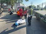 Jenazah korban saat hendak dievakuasi. (Foto: Ist) Jenazah korban saat hendak dievakuasi. (Foto: Ist)