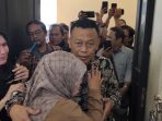 Bupati nonaktifkan Ponorogo Sugiri Sancoko usai menjalani sidang di Tipikor Surabaya. (Foto: Ist) Bupati nonaktifkan Ponorogo Sugiri Sancoko usai menjalani sidang di Tipikor Surabaya. (Foto: Ist)