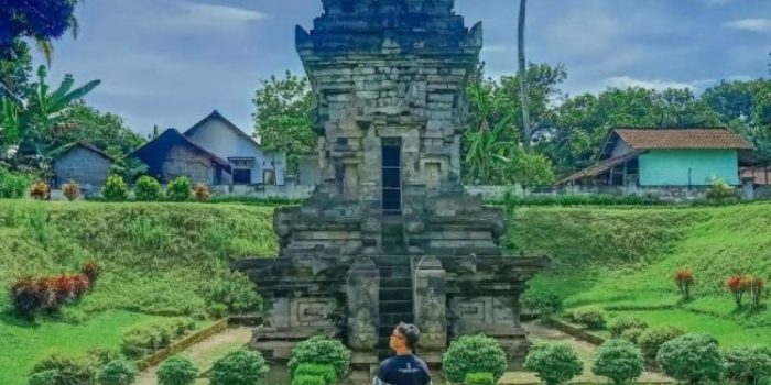 Candi Sawentar