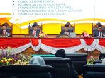 Wali Kota Pasuruan bersama pimpinan DPRD dalam sidang paripurna