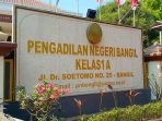 Pengadilan negeri Kabupaten Pasuruan.