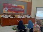 Wali Kota Mojokerto Ika Puspitasari saat memberikan pemaparan dalam sosialisasi Kelurahan Sadar Hukum.(teguh)