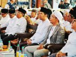 Wali Kota Adi Wibowo bersama kelai besar KH Abdul Hamid.