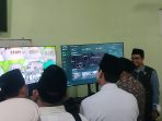Command center Muktamar NU ke-35 memantau aktivitas di sejumlah titik arena Muktamar di Tambakberas, Jombang. (teguh)