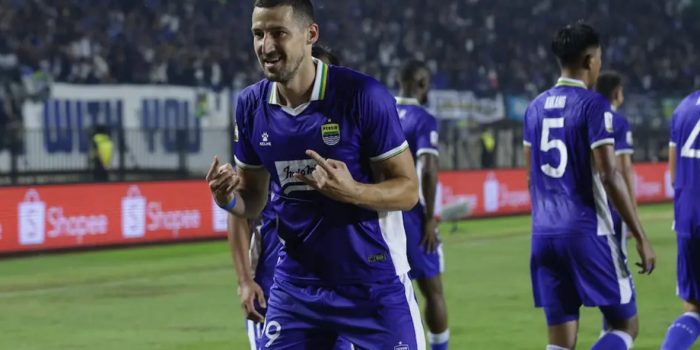 PERSIB PIALA PRESIDEN