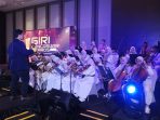 Penampilan Nusa Octave Orchestra SMA NU 1 Gresik di acara Giri Pancasuar Awards (GPA) 2026 PWI Gresik. (Foto: Ist)