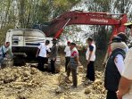 Satpol PP Pemkab Bojonegoro mendatangi galian C di Desa Drokilo. (Foto: Ist)