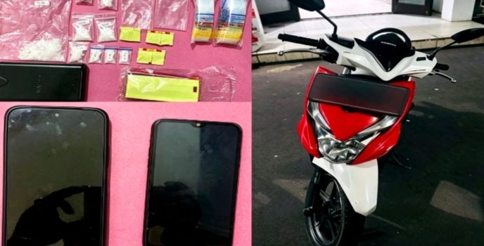 Sejumlah barang bukti dari dua terduga pengedar narkotika berinisial SI (38) dan AR (31) diamankan Satresnarkoba Polres Nganjuk